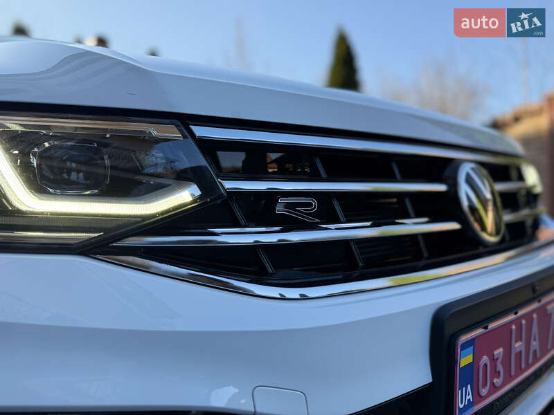 Внедорожник / Кроссовер Volkswagen Tiguan 2022 в Черновцах