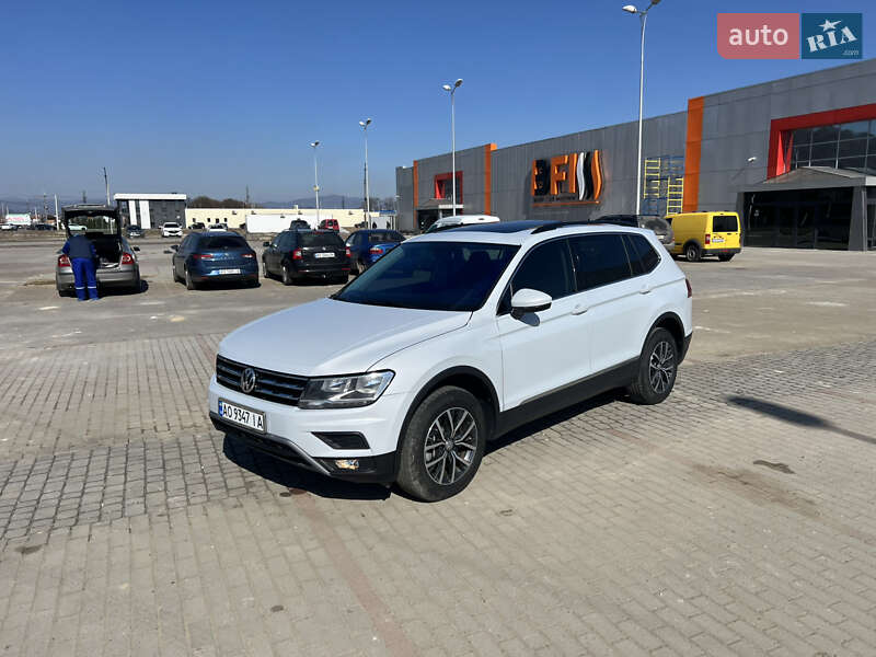 Внедорожник / Кроссовер Volkswagen Tiguan 2018 в Хусте фото 5 Внедорожник / Кроссовер Volkswagen Tiguan 2018 в Хусте