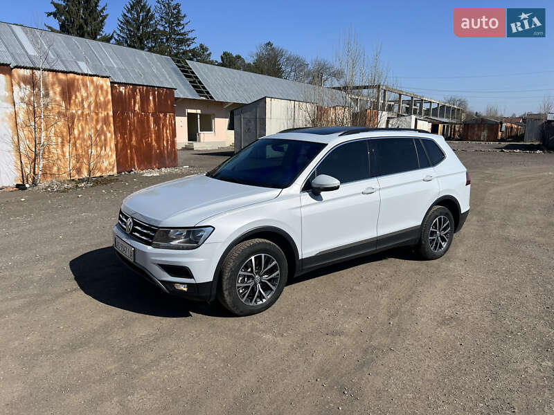 Внедорожник / Кроссовер Volkswagen Tiguan 2018 в Хусте фото 45 Внедорожник / Кроссовер Volkswagen Tiguan 2018 в Хусте