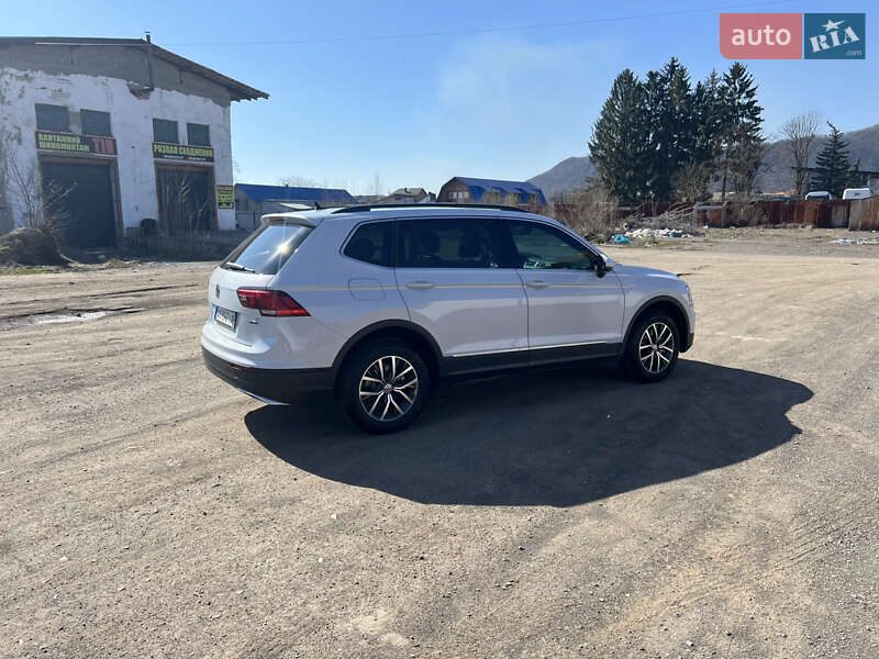 Внедорожник / Кроссовер Volkswagen Tiguan 2018 в Хусте фото 51 Внедорожник / Кроссовер Volkswagen Tiguan 2018 в Хусте