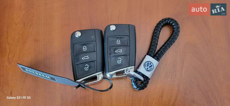 Внедорожник / Кроссовер Volkswagen Tiguan 2017 в Фастове