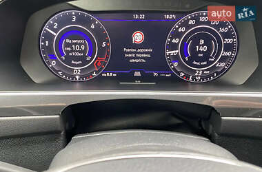 Внедорожник / Кроссовер Volkswagen Tiguan 2018 в 