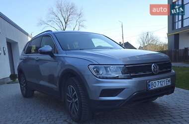 Внедорожник / Кроссовер Volkswagen Tiguan 2019 в 