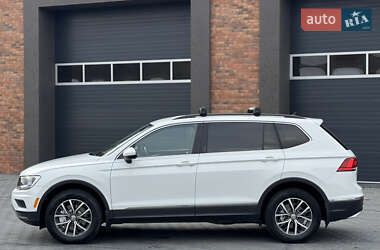 Внедорожник / Кроссовер Volkswagen Tiguan 2020 в 