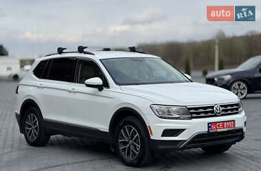 Внедорожник / Кроссовер Volkswagen Tiguan 2020 в 