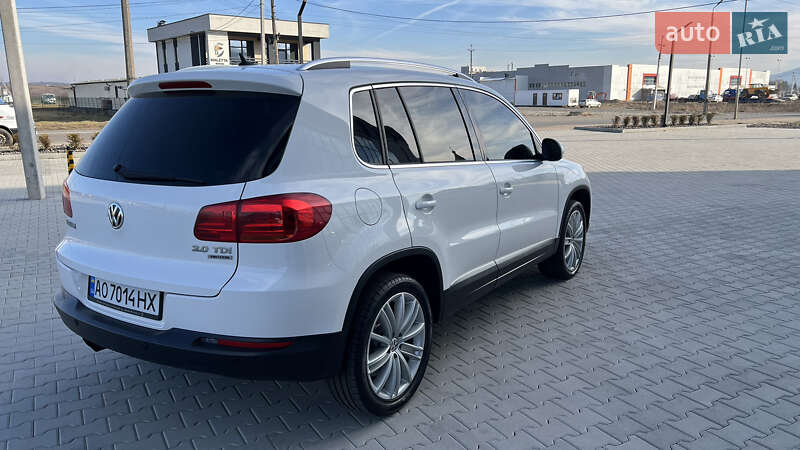 Внедорожник / Кроссовер Volkswagen Tiguan 2013 в Хусте