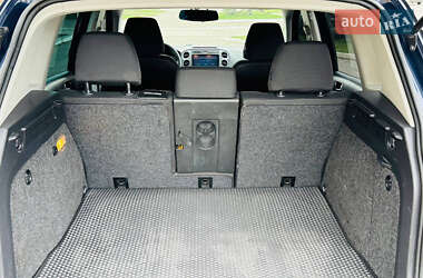 Внедорожник / Кроссовер Volkswagen Tiguan 2011 в 