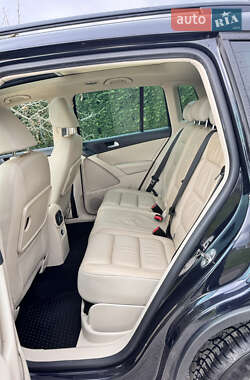 Внедорожник / Кроссовер Volkswagen Tiguan 2011 в 