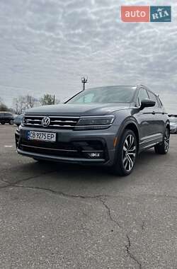 Внедорожник / Кроссовер Volkswagen Tiguan 2020 в 