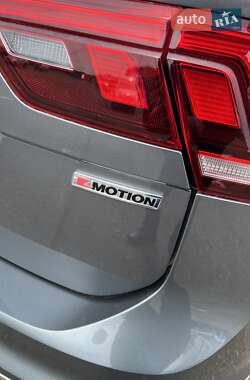 Внедорожник / Кроссовер Volkswagen Tiguan 2020 в 