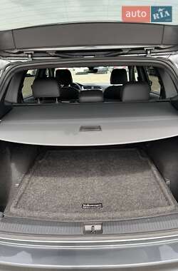 Внедорожник / Кроссовер Volkswagen Tiguan 2020 в 