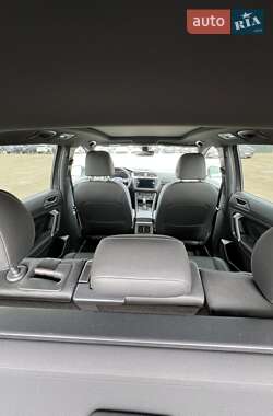 Внедорожник / Кроссовер Volkswagen Tiguan 2020 в 