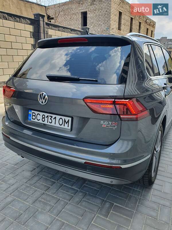 Внедорожник / Кроссовер Volkswagen Tiguan 2017 в Трускавце