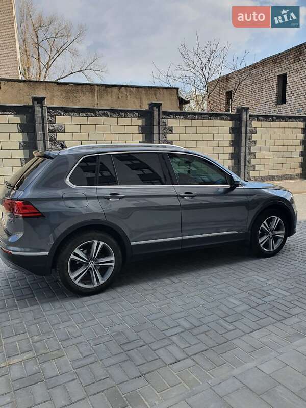 Внедорожник / Кроссовер Volkswagen Tiguan 2017 в Трускавце