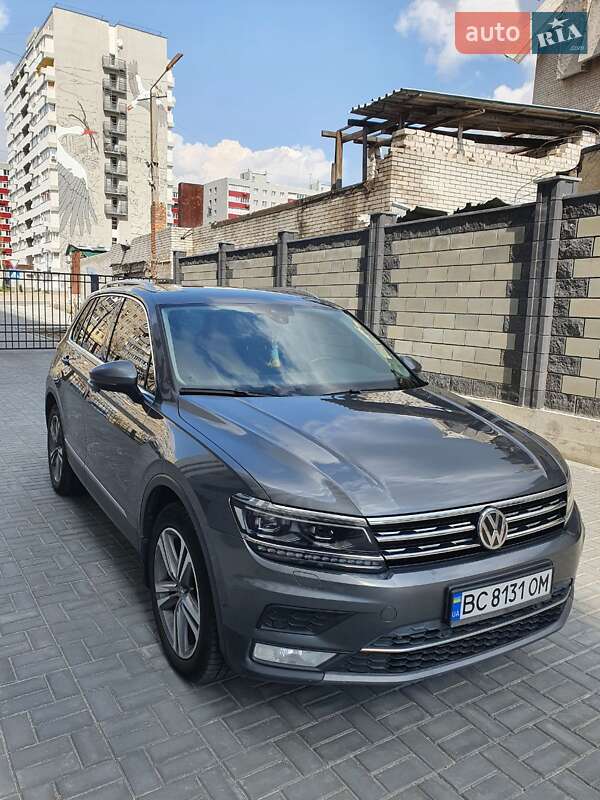 Внедорожник / Кроссовер Volkswagen Tiguan 2017 в Трускавце
