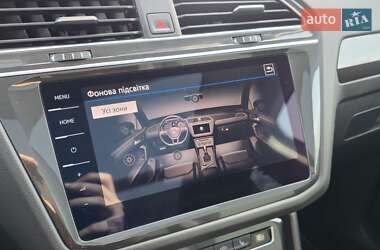 Внедорожник / Кроссовер Volkswagen Tiguan 2018 в 