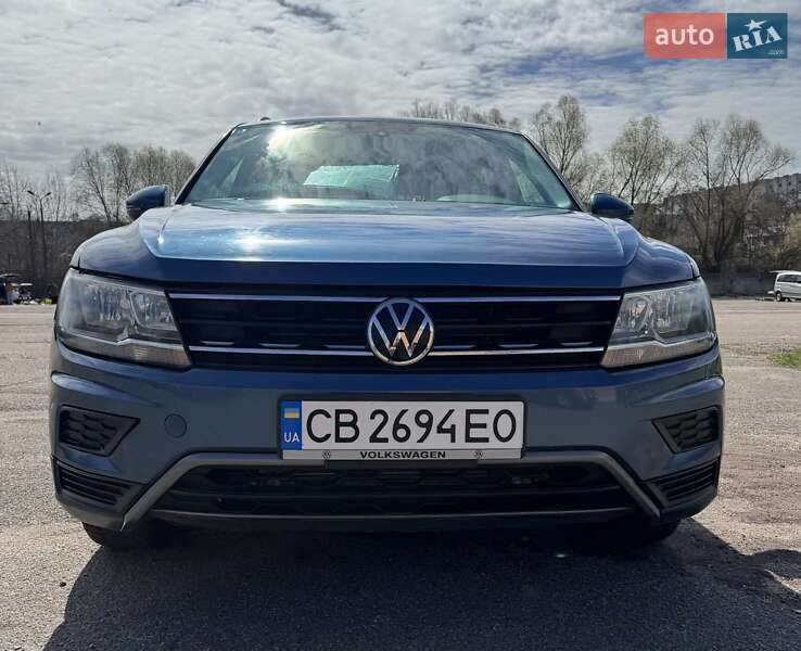 Внедорожник / Кроссовер Volkswagen Tiguan 2018 в Чернигове фото 2 Внедорожник / Кроссовер Volkswagen Tiguan 2018 в Чернигове