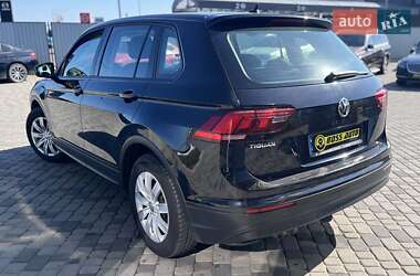 Внедорожник / Кроссовер Volkswagen Tiguan 2018 в 