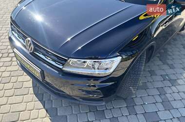 Внедорожник / Кроссовер Volkswagen Tiguan 2018 в 