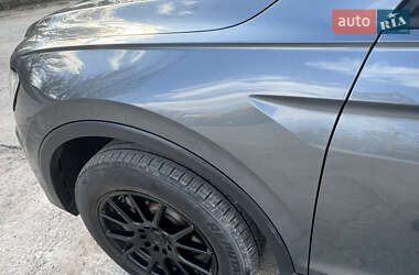 Внедорожник / Кроссовер Volkswagen Tiguan 2019 в 