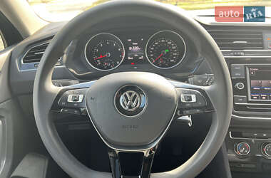 Внедорожник / Кроссовер Volkswagen Tiguan 2019 в 