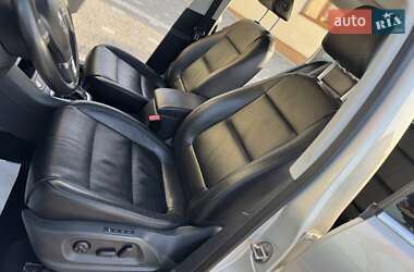 Позашляховик / Кросовер Volkswagen Tiguan 2012 в 