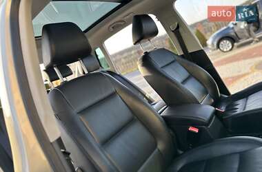 Позашляховик / Кросовер Volkswagen Tiguan 2012 в 
