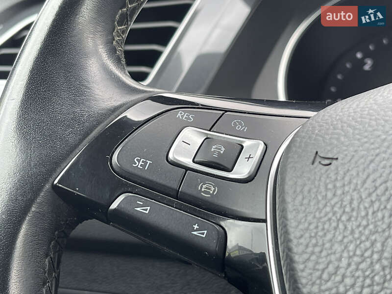 Позашляховик / Кросовер Volkswagen Tiguan 2018 в Мукачевому