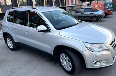 Позашляховик / Кросовер Volkswagen Tiguan 2009 в Черкасах