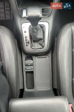 Внедорожник / Кроссовер Volkswagen Tiguan 2010 в 