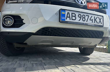 Внедорожник / Кроссовер Volkswagen Tiguan 2014 в 
