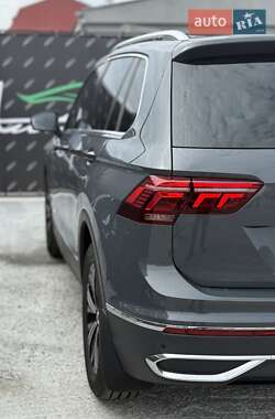 Внедорожник / Кроссовер Volkswagen Tiguan 2024 в 