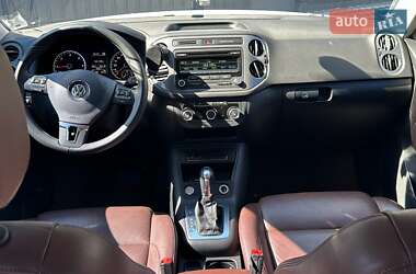 Внедорожник / Кроссовер Volkswagen Tiguan 2013 в 