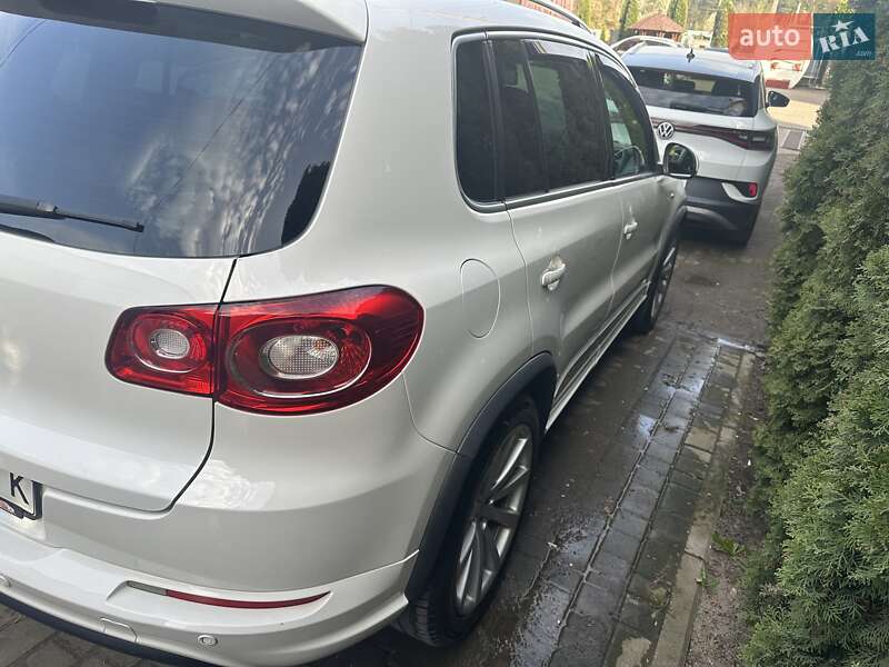 Позашляховик / Кросовер Volkswagen Tiguan 2009 в Радивиліві