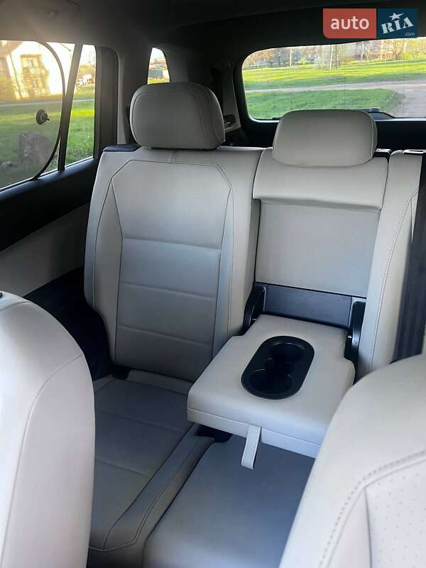 Внедорожник / Кроссовер Volkswagen Tiguan 2017 в Харькове фото 13 Внедорожник / Кроссовер Volkswagen Tiguan 2017 в Харькове