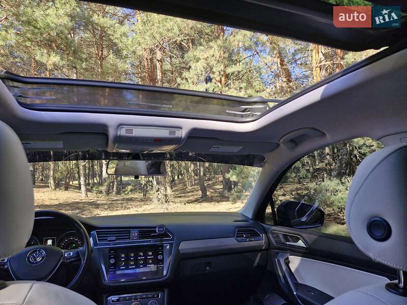 Внедорожник / Кроссовер Volkswagen Tiguan 2017 в Кременчуге