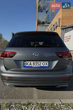 Позашляховик / Кросовер Volkswagen Tiguan 2020 в 