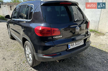 Внедорожник / Кроссовер Volkswagen Tiguan 2013 в 