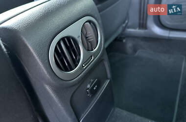 Внедорожник / Кроссовер Volkswagen Tiguan 2010 в 