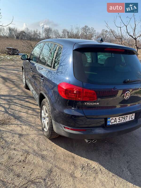 Внедорожник / Кроссовер Volkswagen Tiguan 2012 в Черкассах