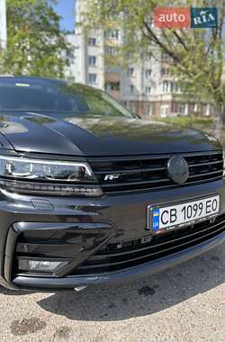 Внедорожник / Кроссовер Volkswagen Tiguan 2019 в Киеве