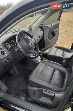 Внедорожник / Кроссовер Volkswagen Tiguan 2010 в 