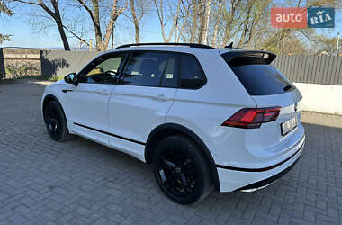 Внедорожник / Кроссовер Volkswagen Tiguan 2020 в 