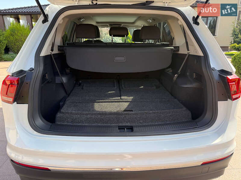 Внедорожник / Кроссовер Volkswagen Tiguan 2019 в Днепре