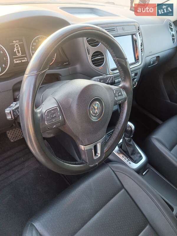 Позашляховик / Кросовер Volkswagen Tiguan 2013 в Умані