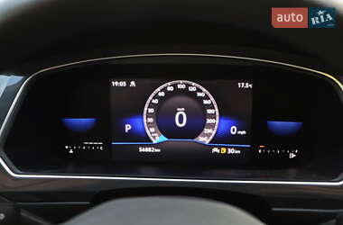 Внедорожник / Кроссовер Volkswagen Tiguan 2022 в 