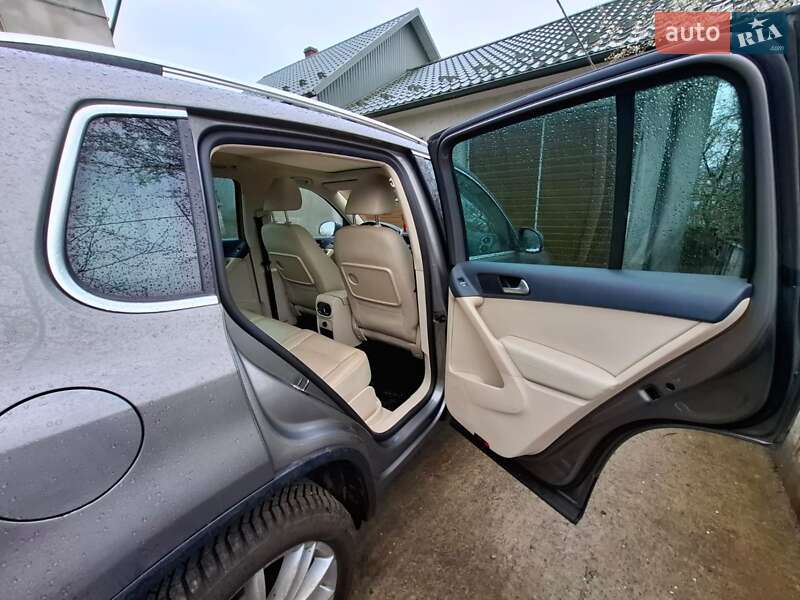 Позашляховик / Кросовер Volkswagen Tiguan 2010 в Снятині фото 24 Позашляховик / Кросовер Volkswagen Tiguan 2010 в Снятині