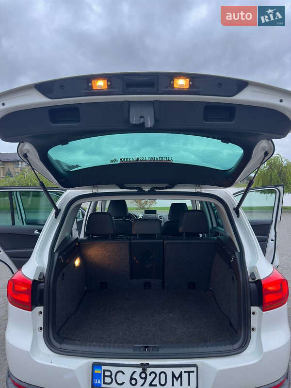 Внедорожник / Кроссовер Volkswagen Tiguan 2011 в Жовкве