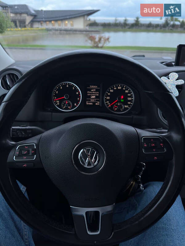 Внедорожник / Кроссовер Volkswagen Tiguan 2011 в Жовкве