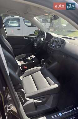 Внедорожник / Кроссовер Volkswagen Tiguan 2015 в 